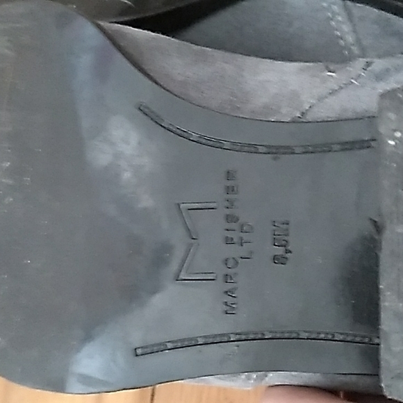 Marc Fisher grey suede booties 8.5 - Picture 4 of 5
